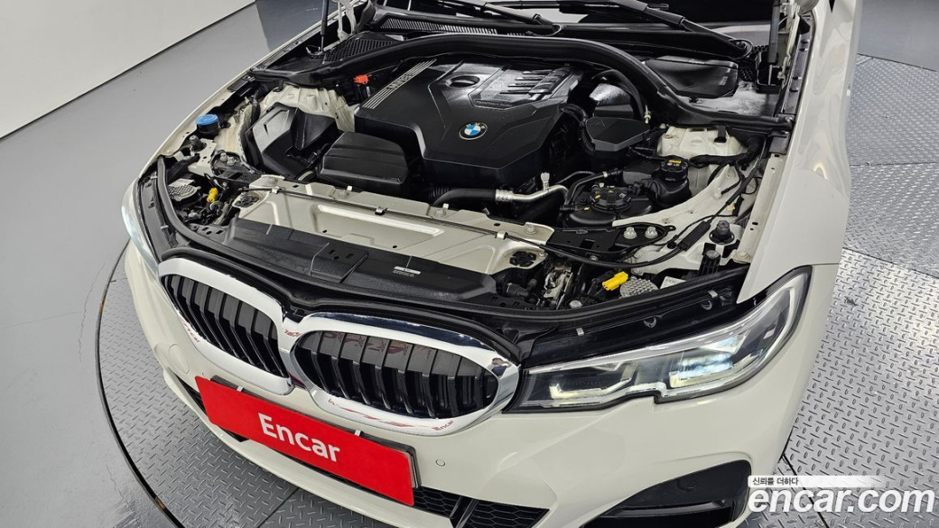 BMW 3-Series 320i M Sport, 2022