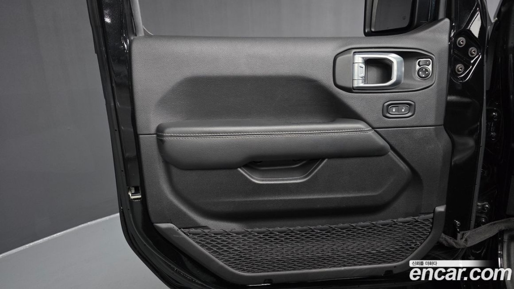Jeep Wrangler 2.0 Overland Power Top 4Door, 2022