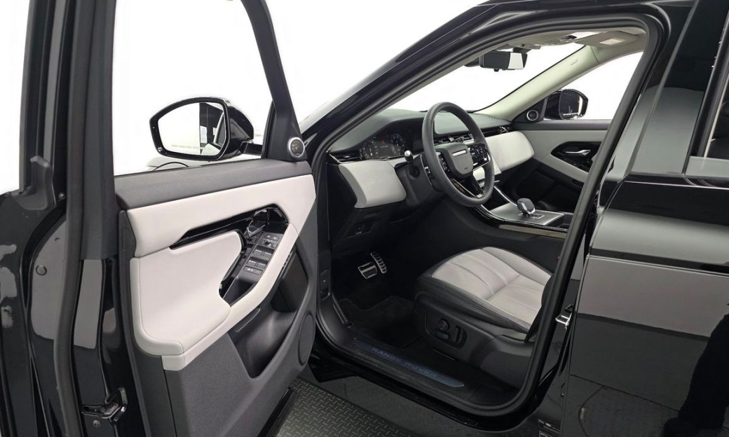 Land Rover Range Rover Evoque P250 Dynamic SE, 2025
