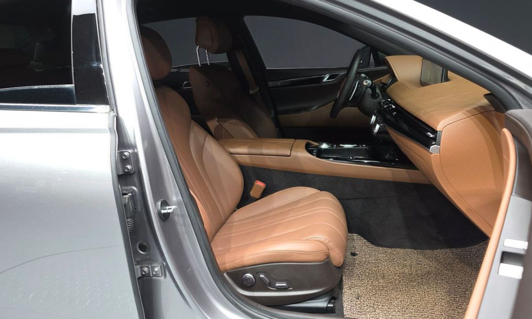 Genesis G80 Gasoline 2.5 Turbo AWD, 2022