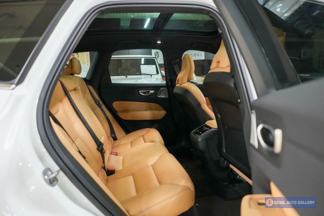 Volvo XC60 B5 Ultimate Bright, 2024