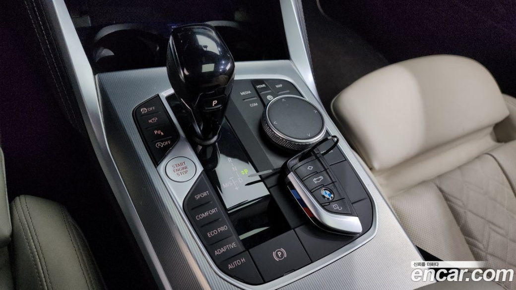 BMW 4-Series M440i xDrive Coupe, 2022