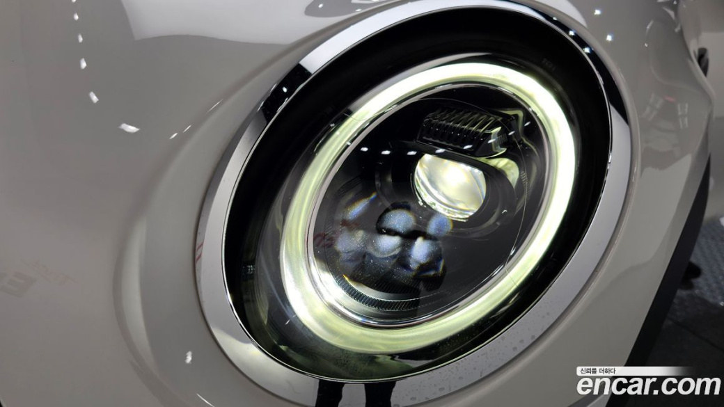 Mini Cooper  , 2024