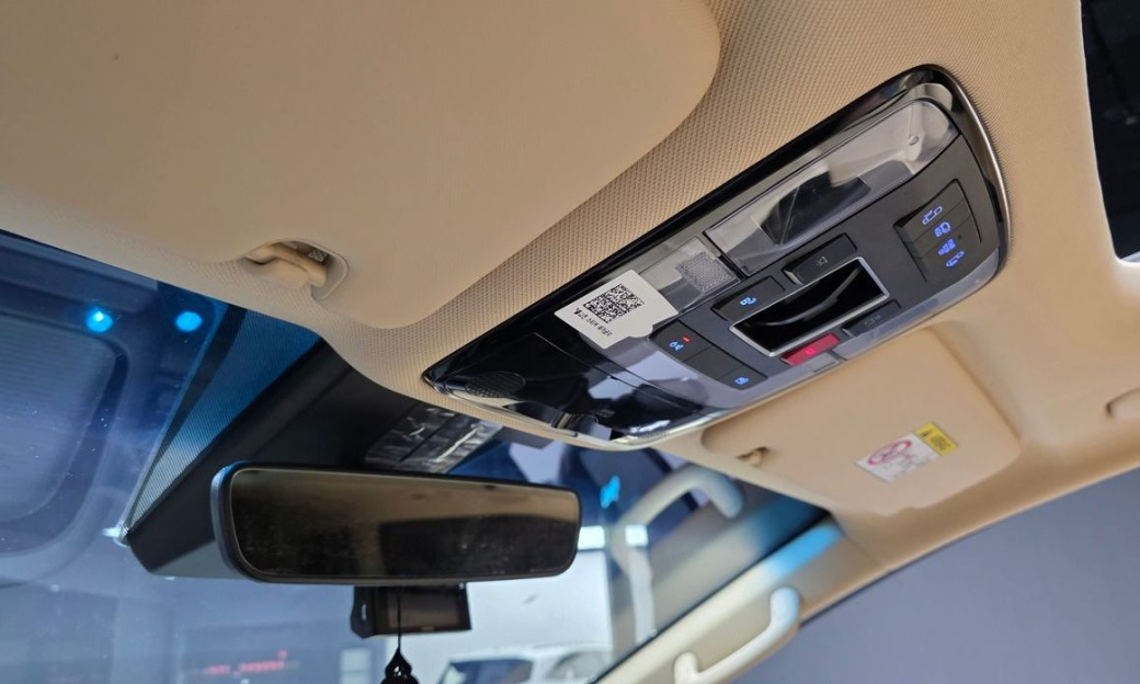 Hyundai Staria Tourer 9-Seater, 2022
