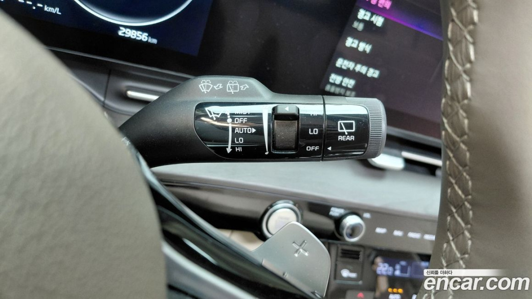 Kia Carnival 7-Seater Signature, 2023