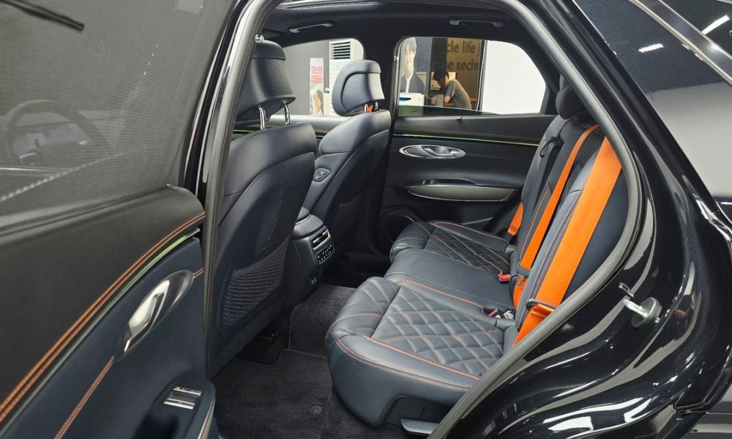 Genesis GV70 2.5T Gasoline 2WD, 2025