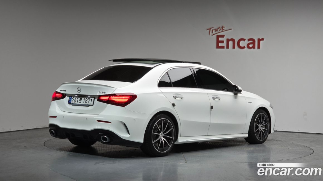 Mercedes-Benz A-Class AMG A35 4MATIC Sedan, 2024