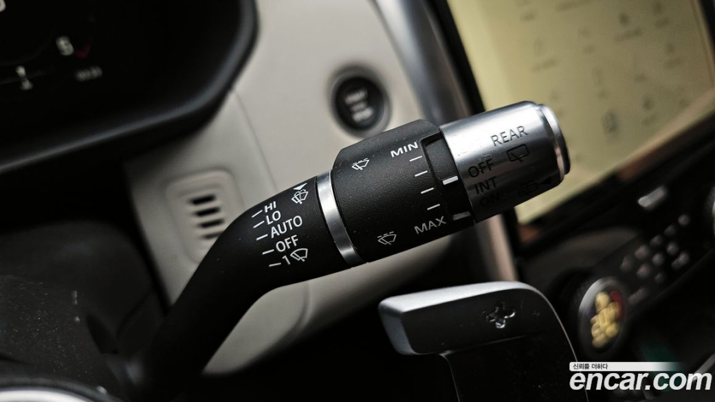 Land Rover Discovery D250 SE, 2022