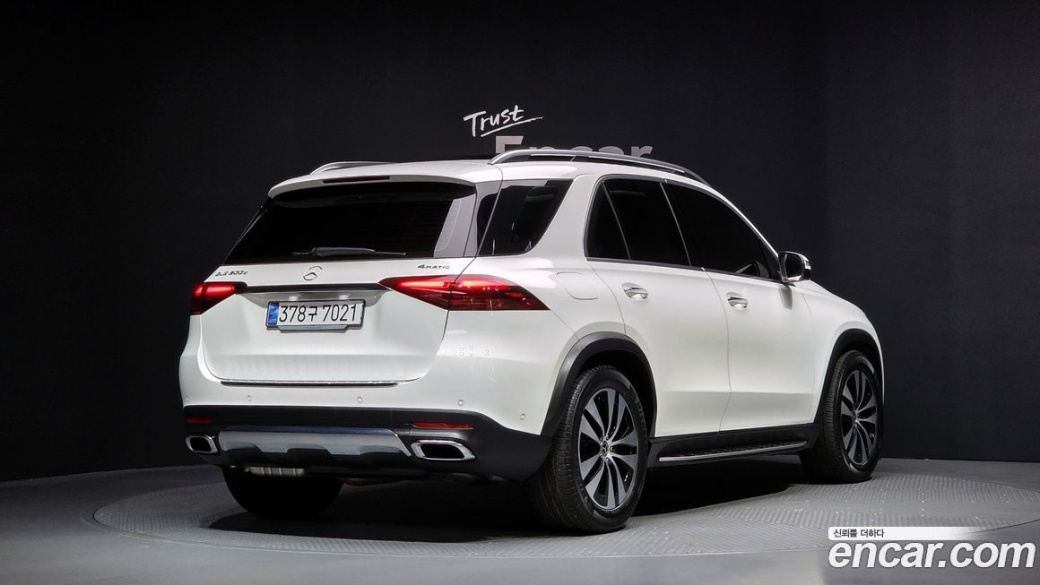 Mercedes-Benz GLE-Class GLE300d 4MATIC, 2024