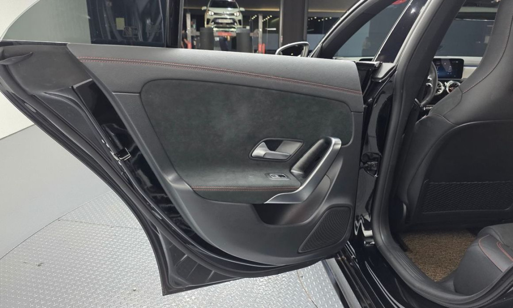 Mercedes-Benz CLA-Class CLA250 4MATIC, 2024