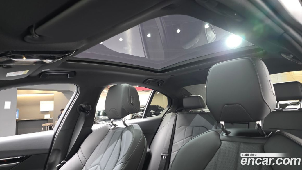 BMW 5-Series 520i M Sport, 2024