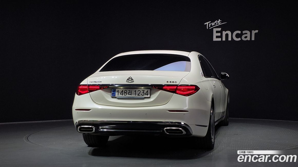 Mercedes-Benz S-Class Maybach S580 4MATIC, 2023