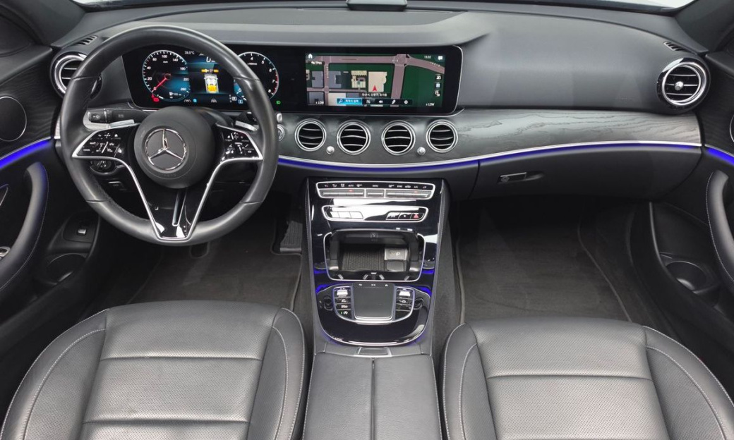 Mercedes-Benz E-Class E250 Avantgarde, 2023