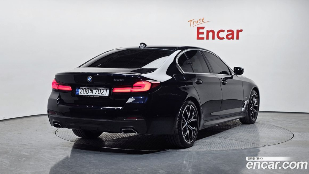 BMW 5-Series 530i M Sport Package, 2022