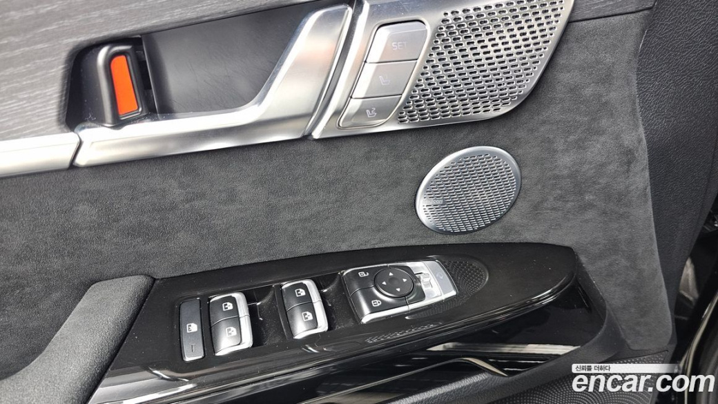 Kia Mohave Diesel 3.0 4WD 7-Seater, 2024