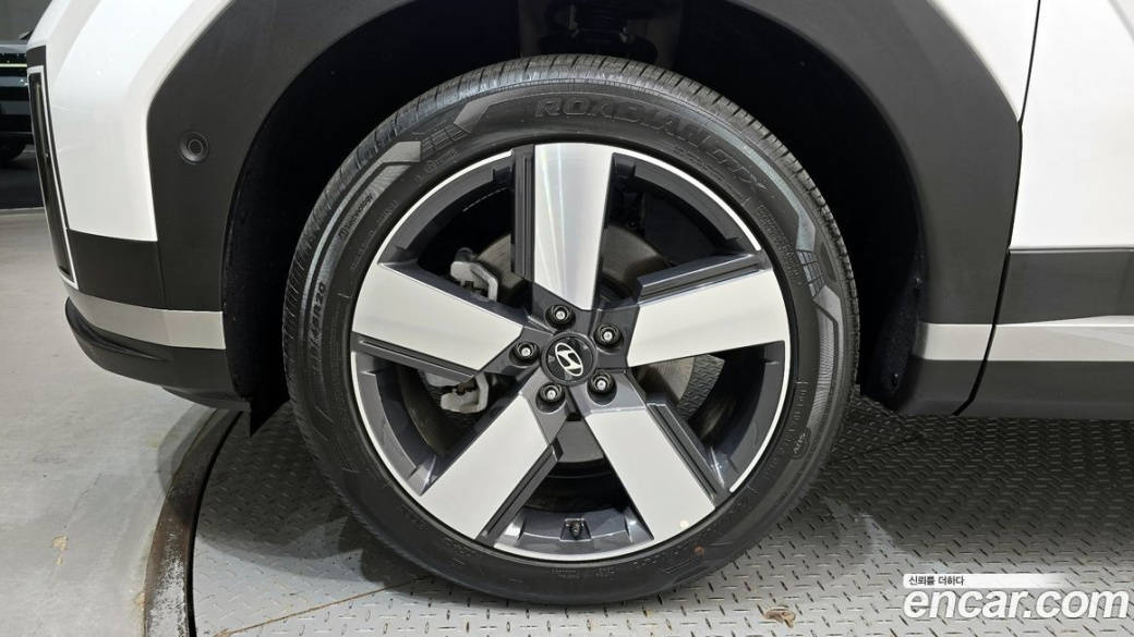 Hyundai Santafe Gasoline 2.5T 2WD, 2025