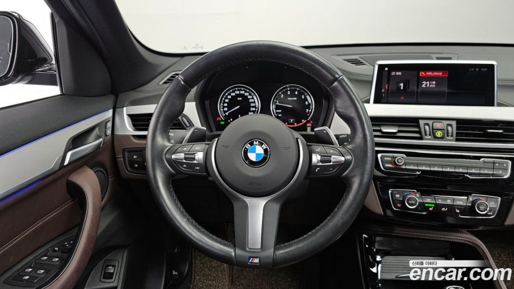 BMW X1 xDrive 20i M Sport, 2022