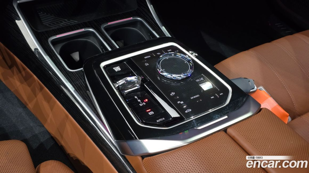 BMW 7-Series 740d xDrive M Sport, 2025