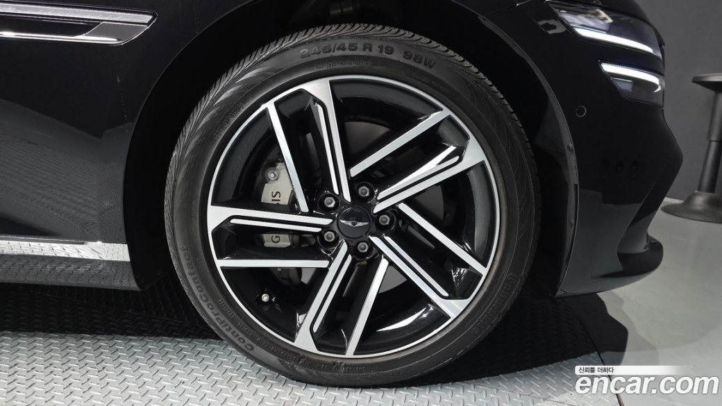 Genesis G80 Gasoline 2.5 Turbo AWD, 2026