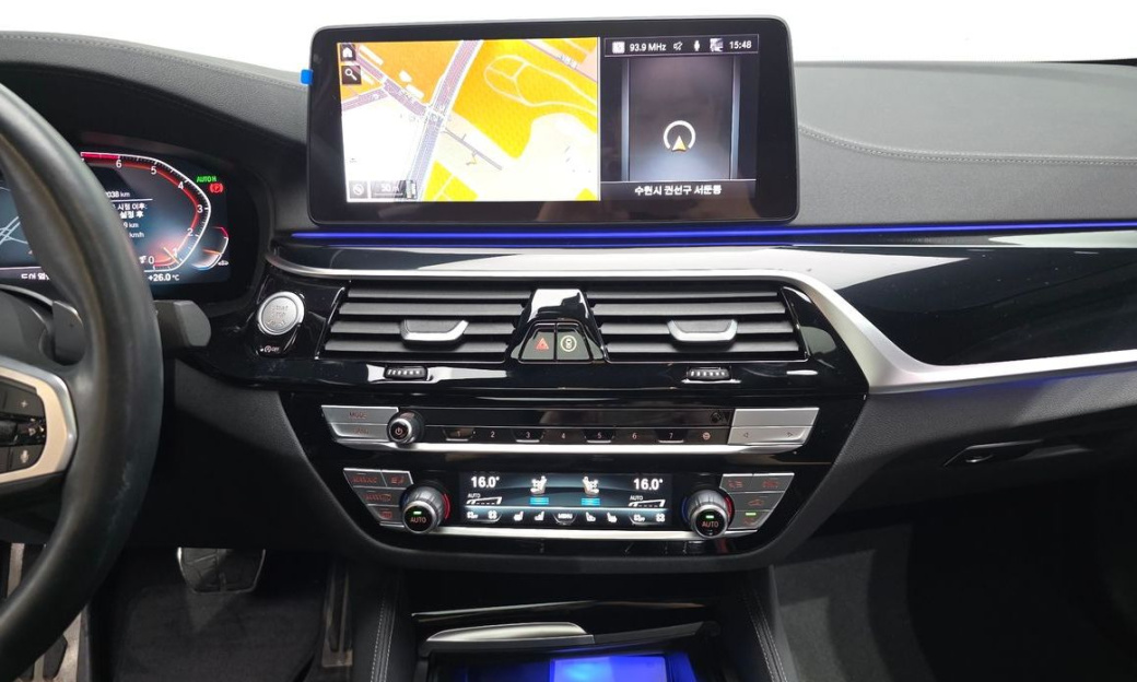 BMW 5-Series 530i M Sport Package, 2023