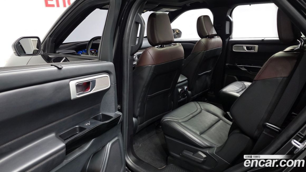 Ford Explorer 3.0 Platinum 4WD, 2022