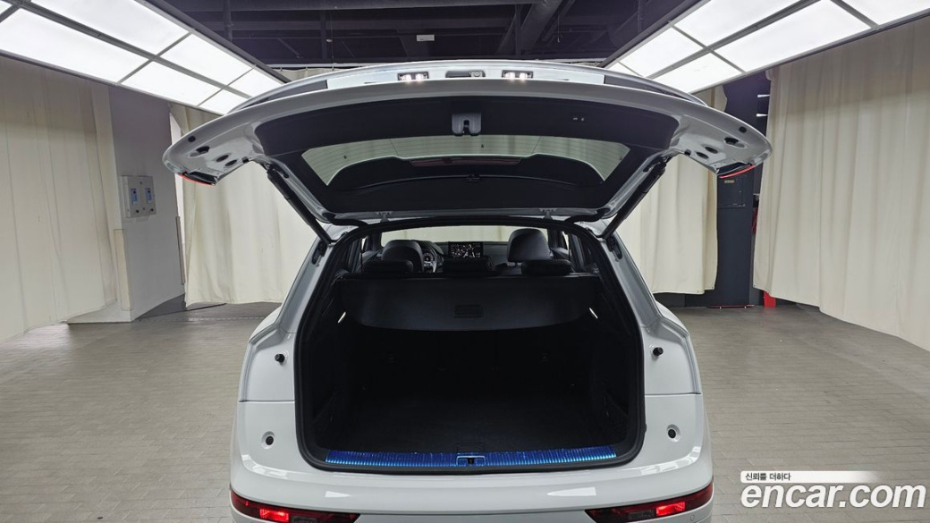 Audi Q5 45 TFSI Quattro Premium, 2023