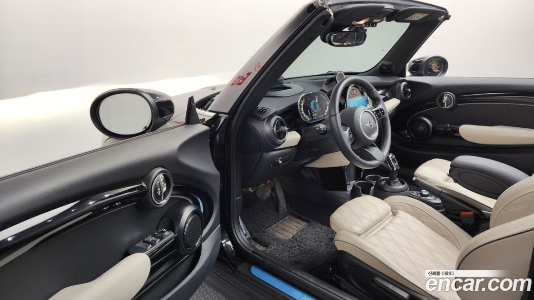 Mini Cooper Convertible Classic, 2023