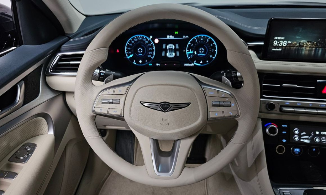 Genesis G70 Gasoline 2.5T 4WD, 2025