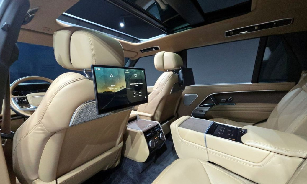 Land Rover Range Rover P530 Autobiography Long Wheel Base, 2023