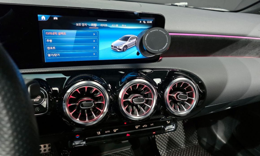 Mercedes-Benz A-Class AMG A35 4MATIC Sedan, 2024