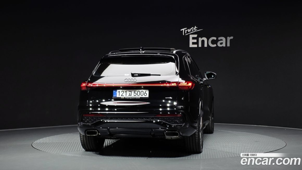 Audi Q5 45 TFSI Quattro S Line Black Ediiton, 2025