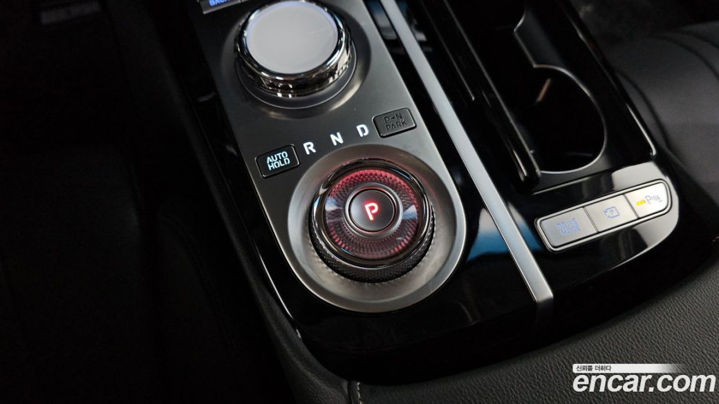 Genesis G80 Gasoline 2.5 Turbo AWD, 2024