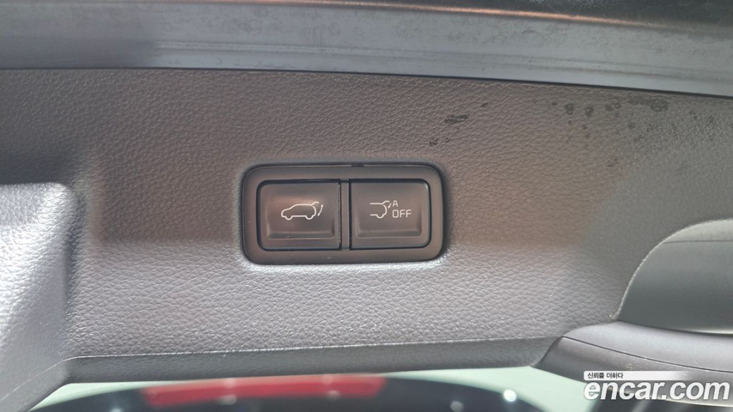 Kia Carnival 7-Seater Signature, 2023