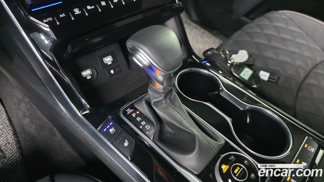 Kia Mohave Diesel 3.0 4WD 5-Seater, 2024