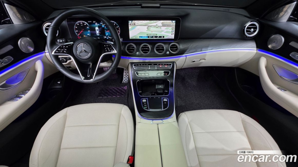 Mercedes-Benz E-Class E250 AMG Line, 2023