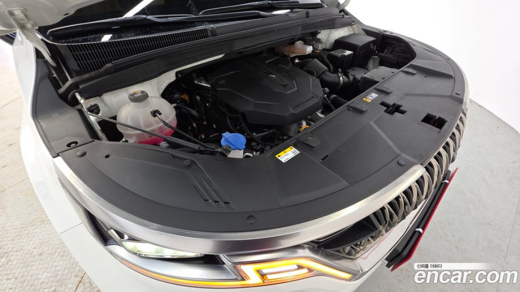 Kia Carnival 9-Seater Signature, 2023