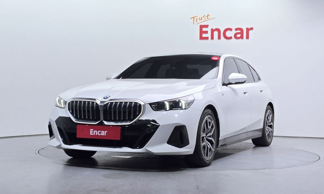 BMW 5-Series 520i M Sport, 2024