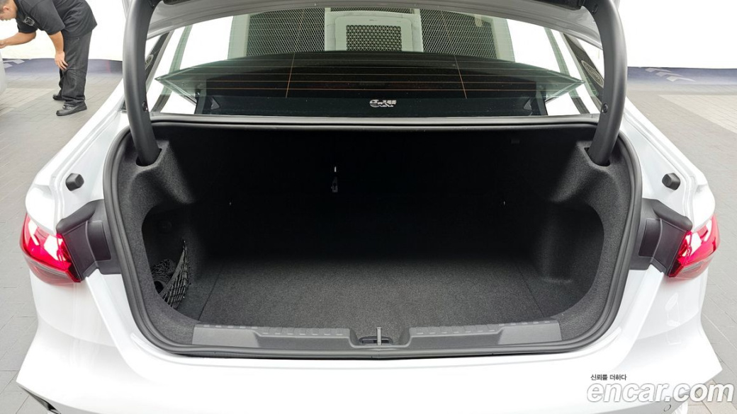 Audi A3 40 TFSI Premium, 2025