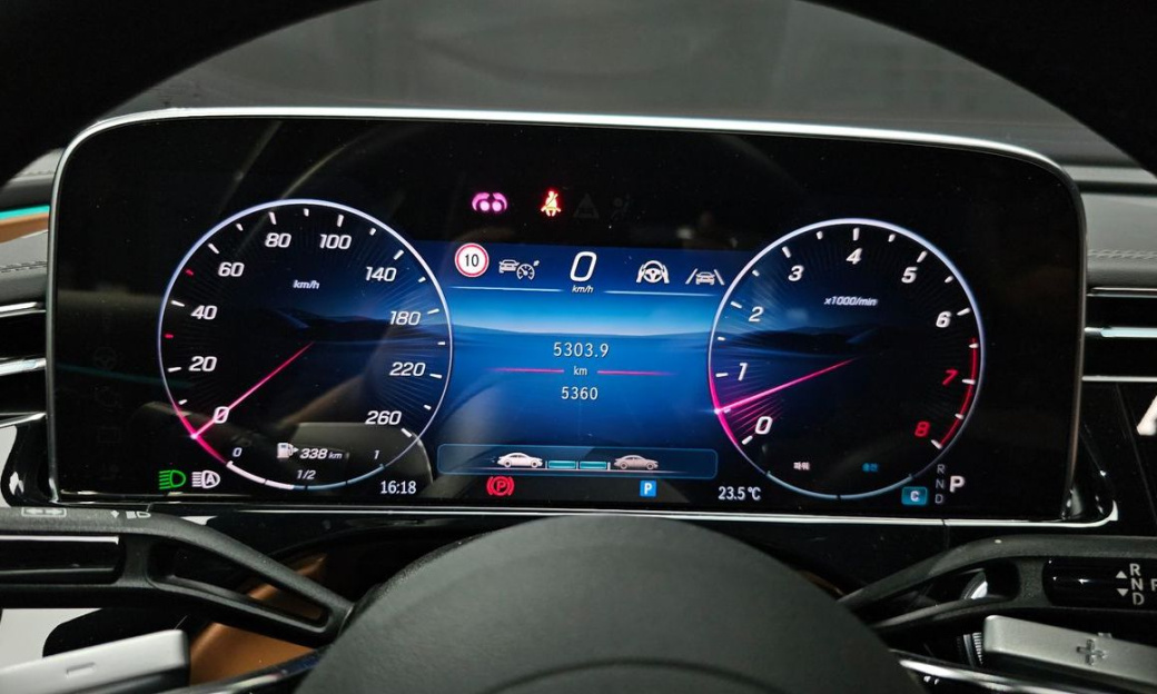 Mercedes-Benz E-Class E450 4MATIC Exclusive, 2024