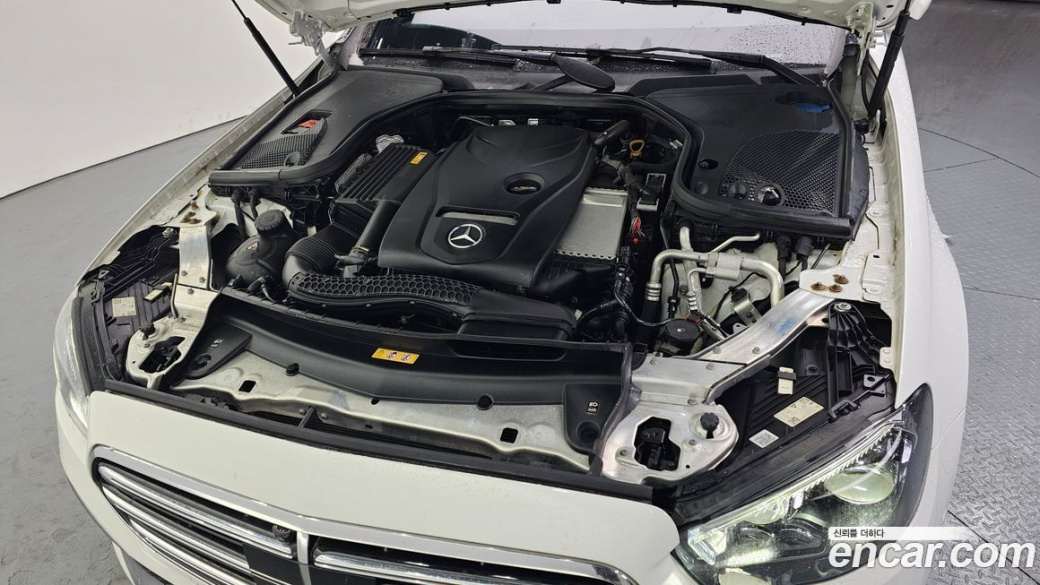 Mercedes-Benz E-Class E250 Avantgarde, 2022