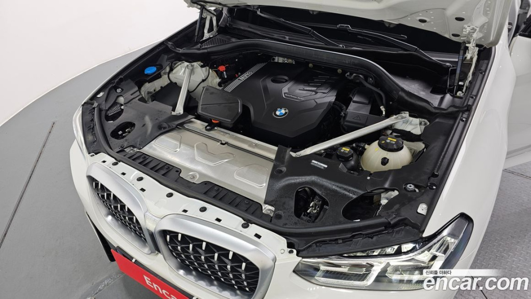 BMW X4 xDrive20i M Sport, 2023