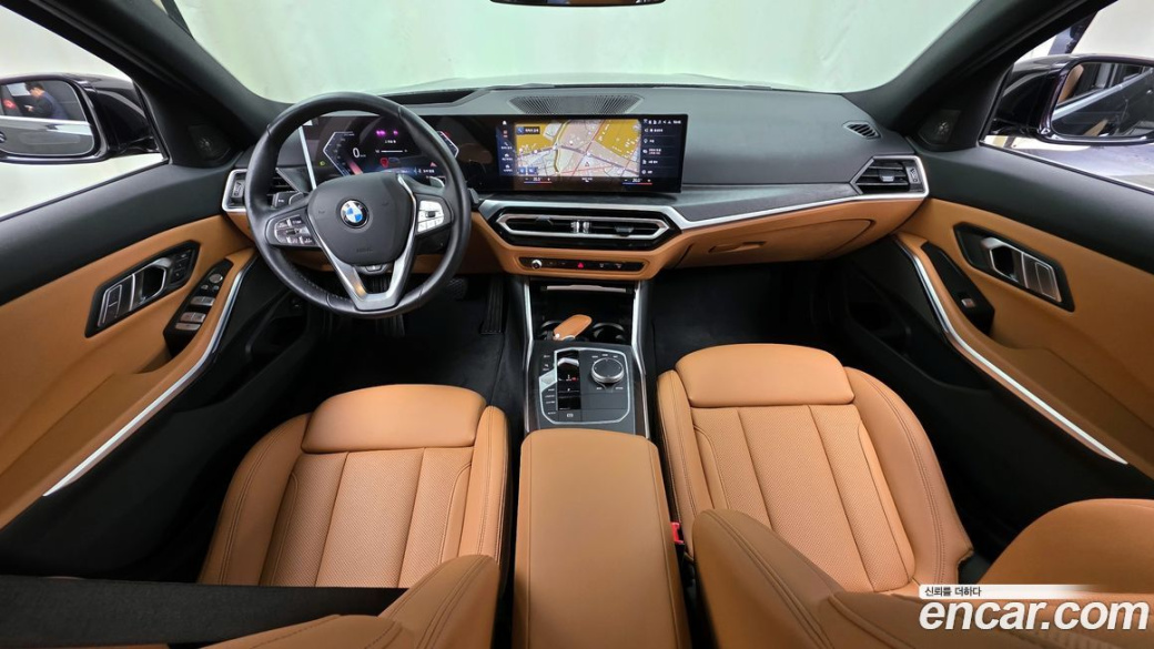 BMW 3-Series 320i Touring, 2024