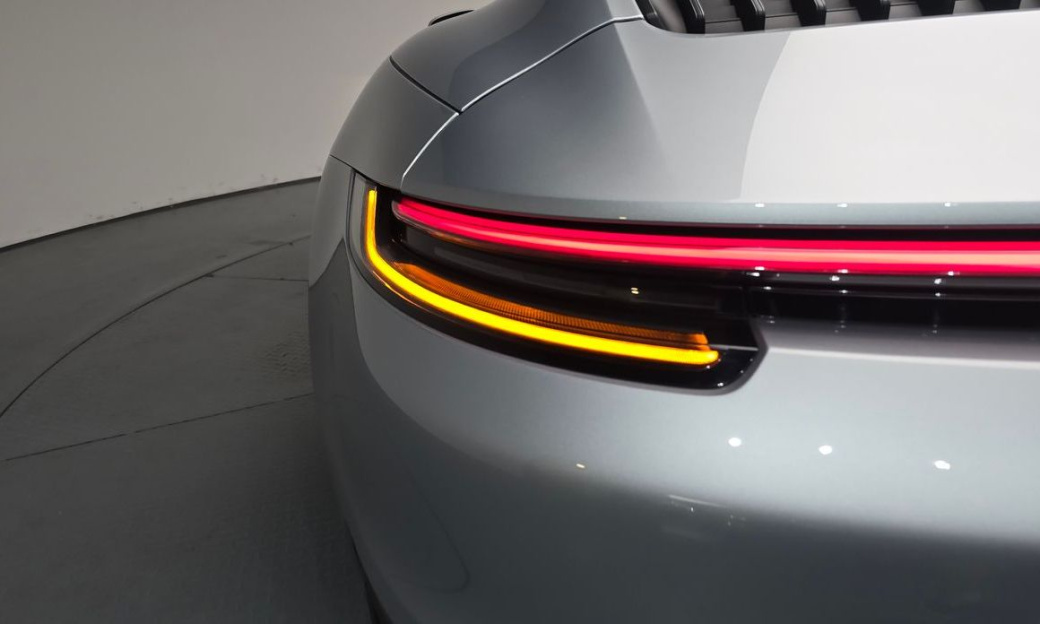 Porsche 911 Carrera 4 GTS Cabriolet, 2022