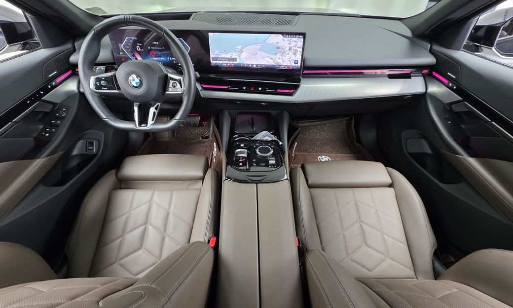 BMW 5-Series 520i M Sport, 2024