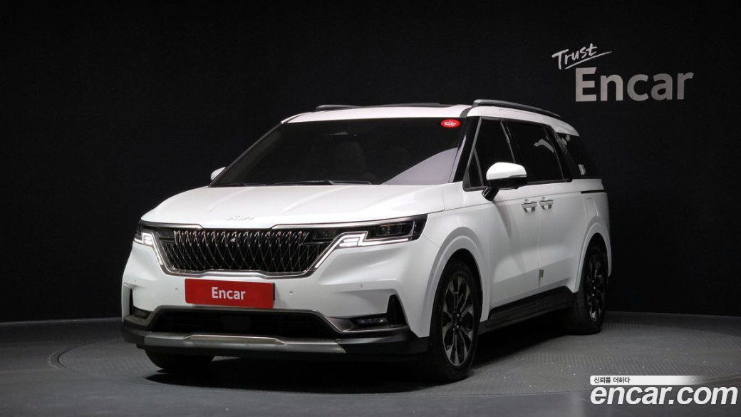 Kia Carnival 9-Seater Signature, 2023