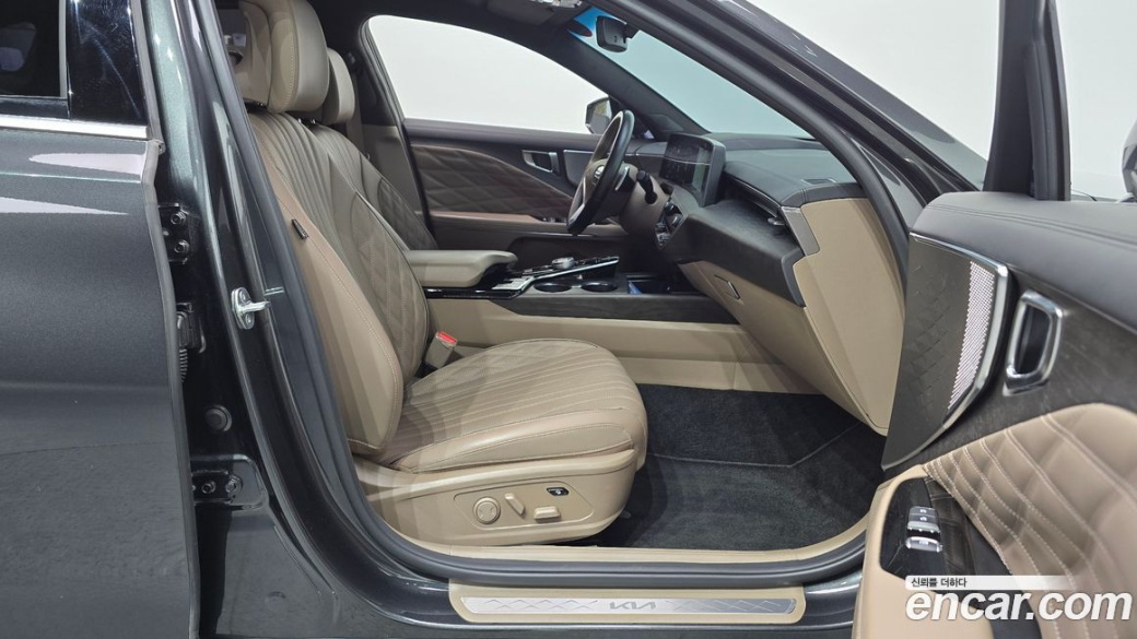 Kia K8 2.5 Gasoline 2WD, 2024