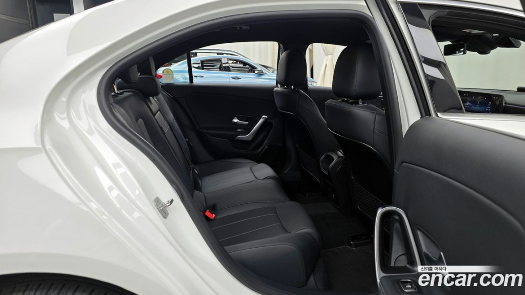 Mercedes-Benz A-Class A220 Sedan, 2025