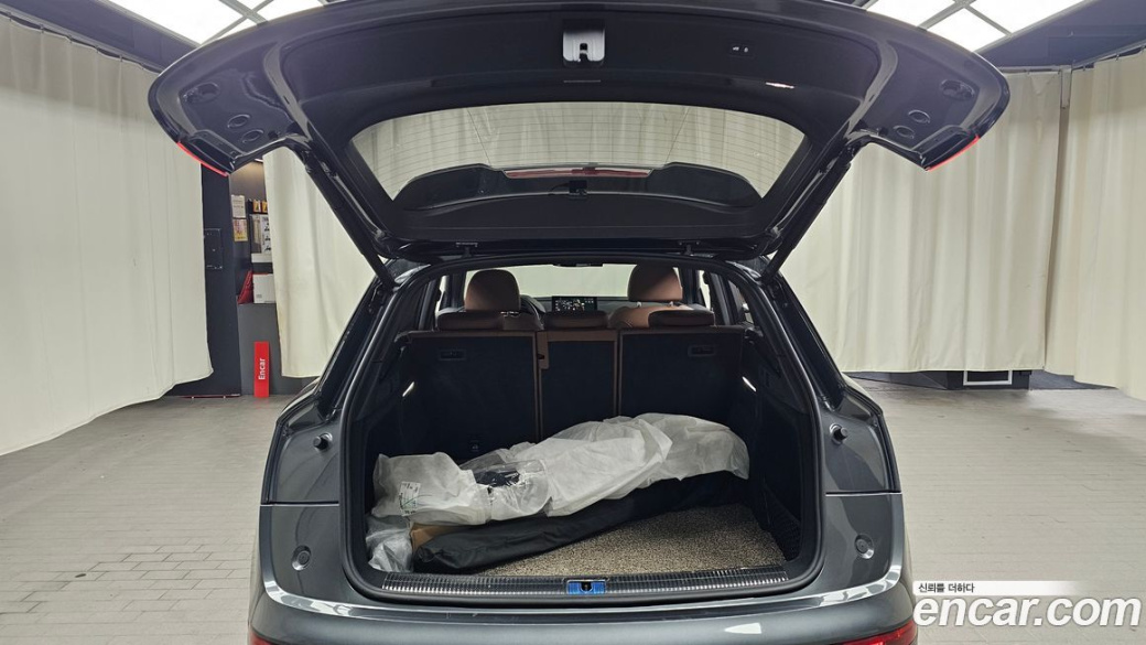 Audi Q5 45 TFSI Quattro Premium, 2022