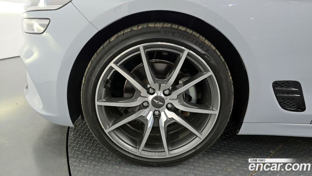 Genesis G70 Gasoline 2.0T 2WD, 2021