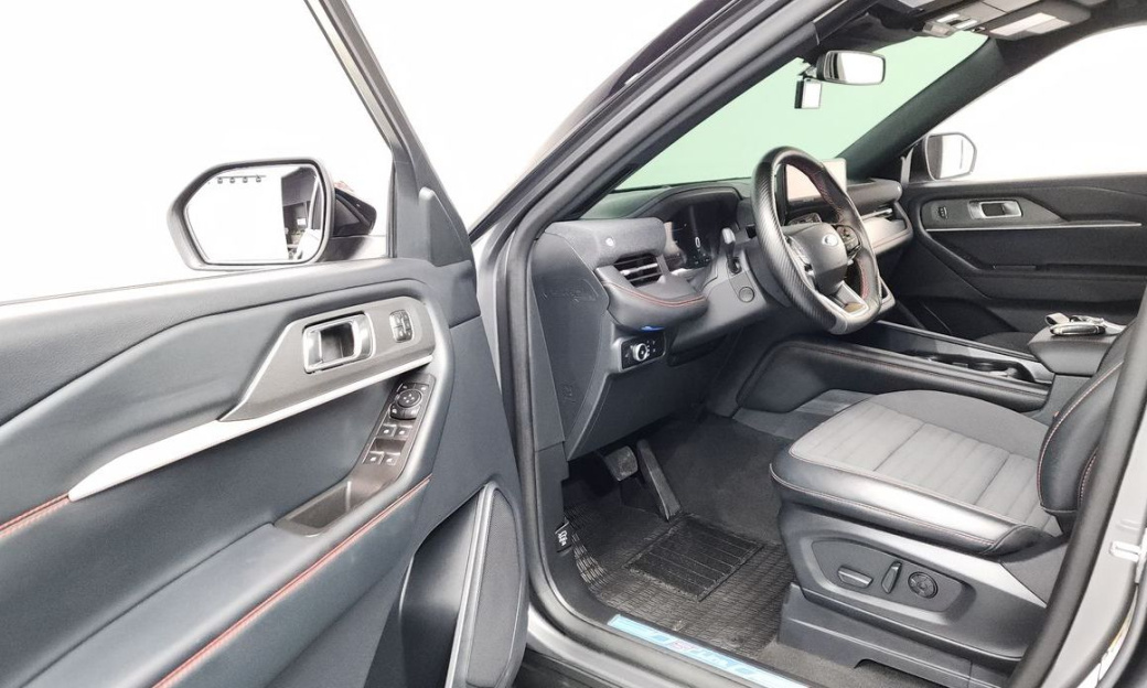 Ford Explorer 2.3 ST-Line 4WD, 2025